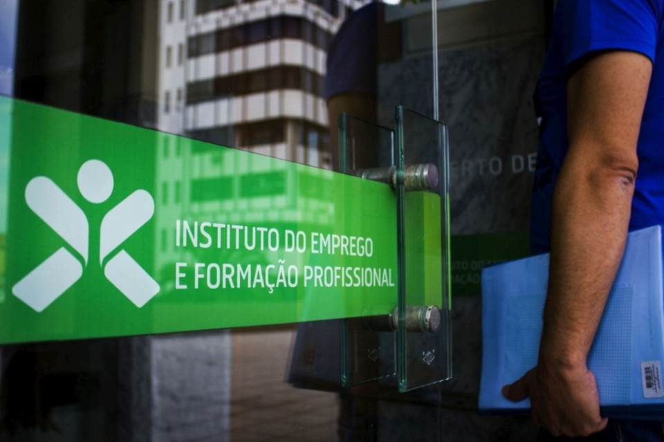 Estágios: IEFP remete duas queixas para o Ministério Público; CGTP avança com outra
