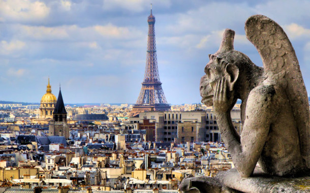 Terrorismo faz cair turismo de Paris 7% ; dezenas de milhar de portugueses afectados