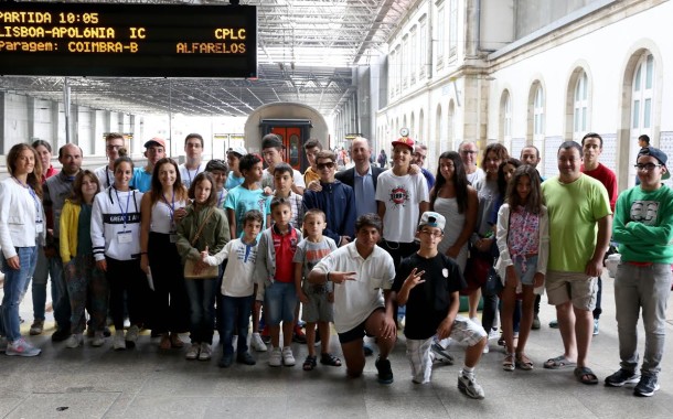 Câmara de Braga leva de férias crianças e jovens a ver ‘A baía de Cascais’