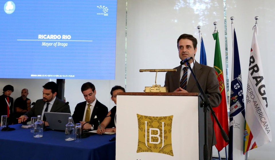 Fórum Ibero-Americano da Juventude procura em Braga respostas aos desafios das sociedades; José Manuel Fernandes presente
