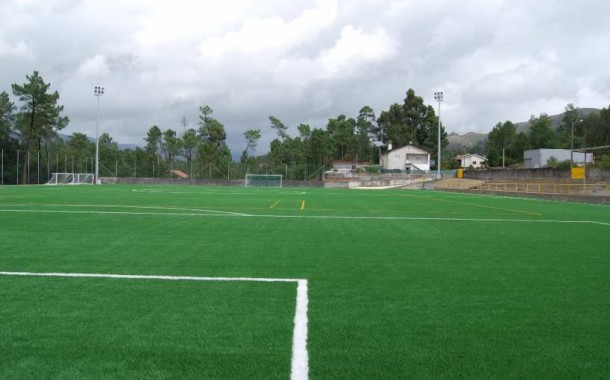 Obras no Campo das Cachadinhas voltam a dominar a reunião de Câmara em Amares