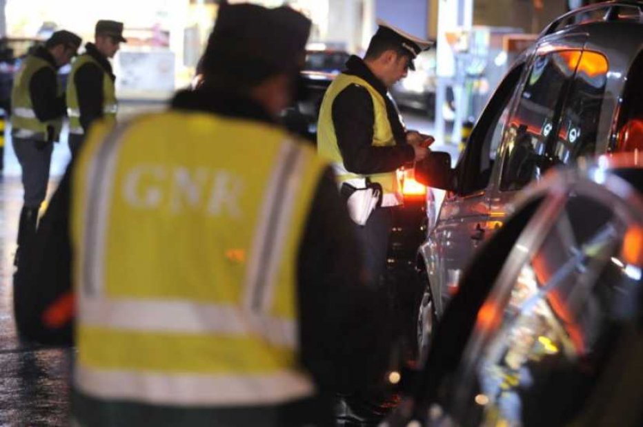 GNR deteve 113 pessoas durante o fim-de-semana