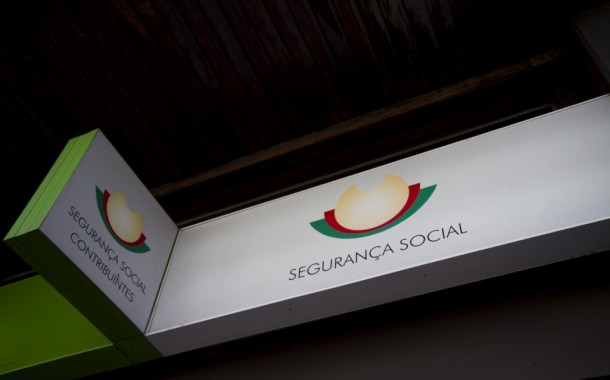 Segurança Social alerta para burlas; em causa cobranças porta-a-porta