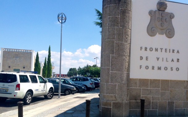 Detido em Portugal homem com antecedentes de agressão sexual em fuga para França com menor desaparecida há dois anos