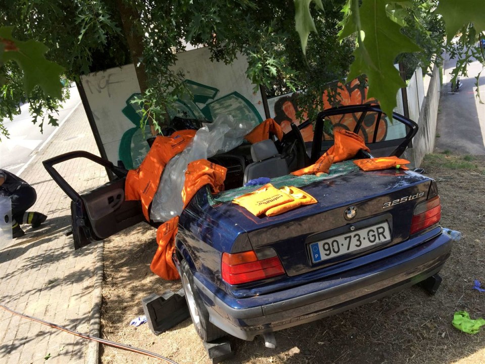 Bombeiro de Vila Verde desencarcerado por colegas dos ‘Sapadores’ de Braga após despiste