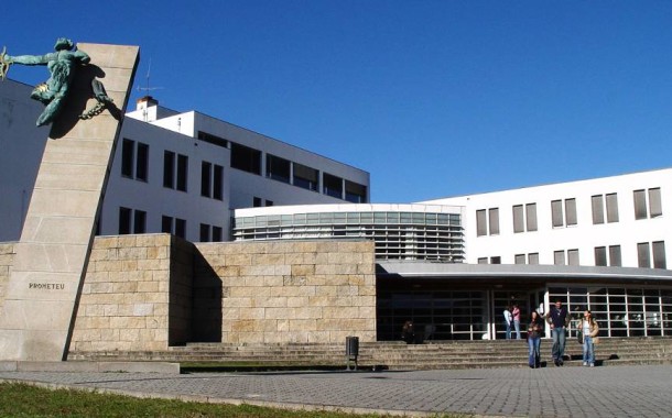 Medicina da UMinho bate em exigência de nota mais alta de acesso congéneres de Coimbra e Lisboa