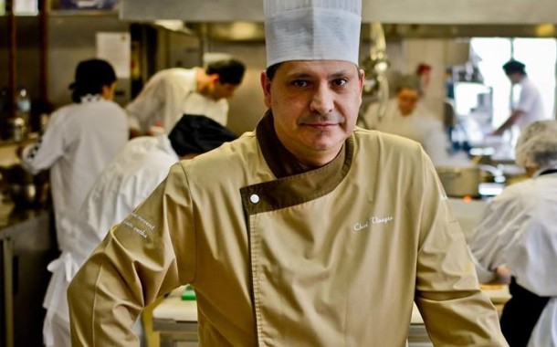 Chefe José Vinagre e mexicano Rafael Ibarra ‘assinam’ jantar solidário da Cruz Vermelha na Vila de Prado