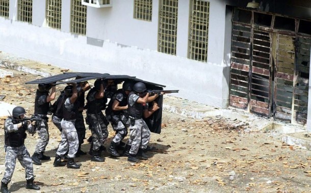 Confrontos entre gangues em prisão brasileira provocam oito mortos