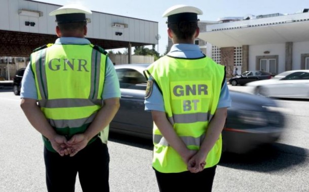 GNR: Noite com 32 detenções e 101 acidentes de trânsito