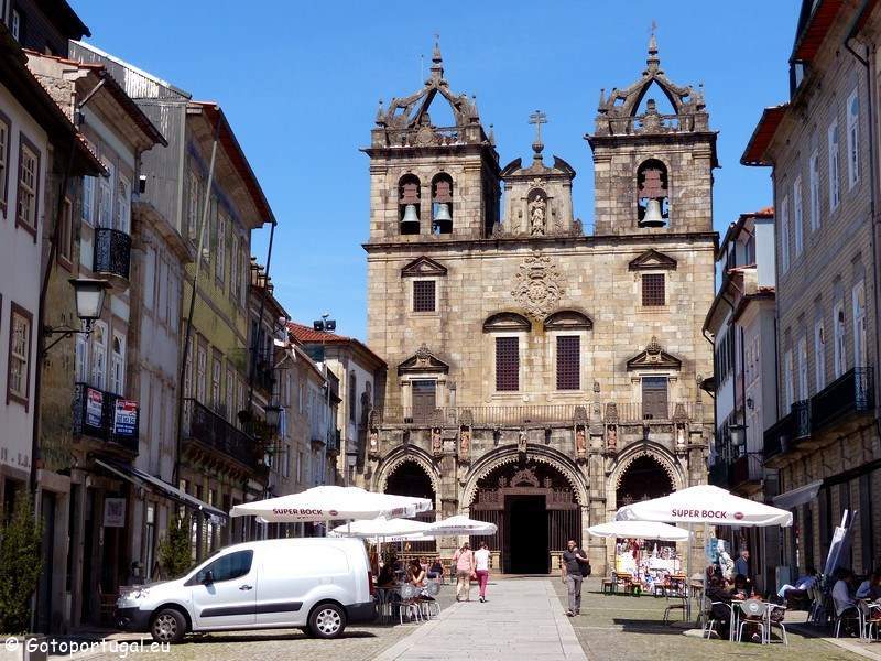 Polícia Municipal de Braga reforça a “curto prazo” estacionamento abusivo no centro histórico
