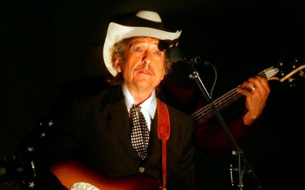 Bob Dylan não vai à cerimónia de entrega do Prémio Nobel: tem “outros compromissos”