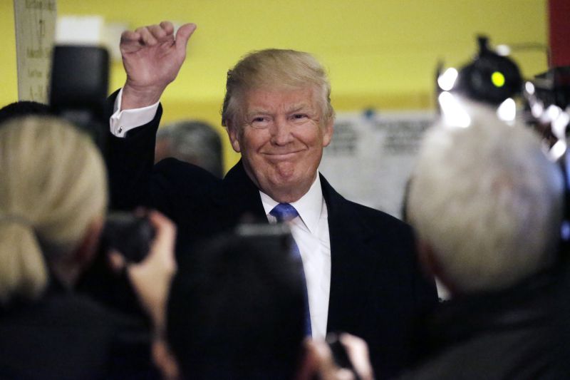 Trump paga 25 milhões de dólares para pôr fim a polémica sobre a sua universidade