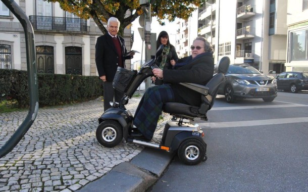 Freguesia de S. Lázaro alerta Câmara de Braga para barreiras aos scooters de mobilidade
