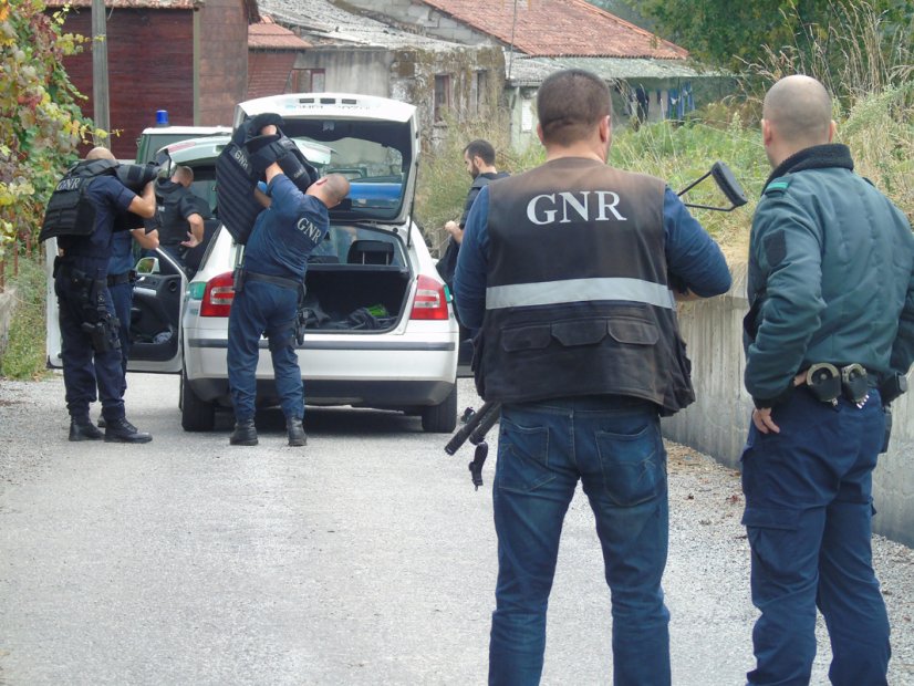 GNR deteve 251 pessoas ‘em flagrante’ na última semana;110 por condução com álcool e 31 por tráfico de estupefacientes