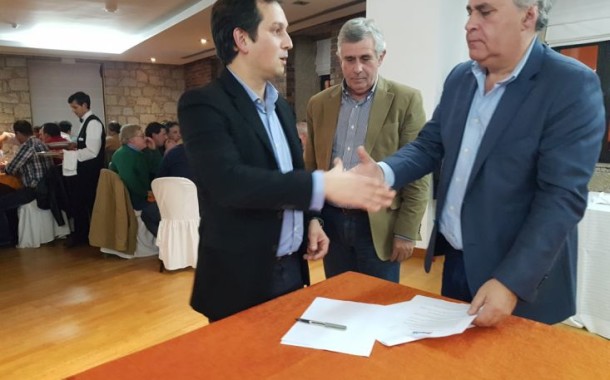 PSD-CDS/PP selaram acordo autárquico ‘Juntos por Amares’ à mesa com mais de 130 ‘testemunhas’