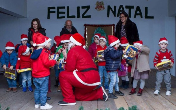 Câmara de Terras de Bouro distribui prendas nos jardins-de-infância e nas escolas básicas