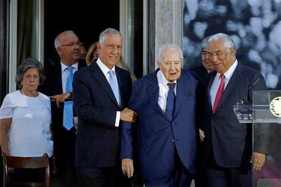 Mário Soares “não está consciente”, revela Eduardo Barroso