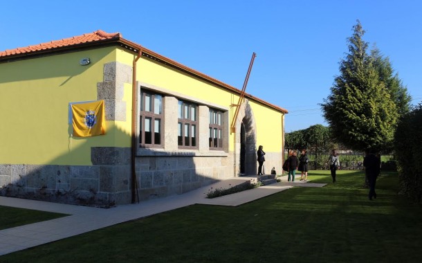 Braga: ‘Nova’ Escola da Pateira transforma-se em albergue para peregrinos de Santigo de Compostela e posto de enfermagem