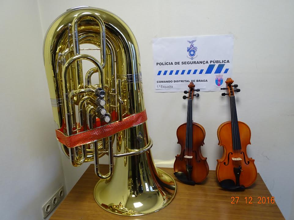 PSP deteve suspeito de furto de instrumentos musicais de Braga no valor de 10 mil euros