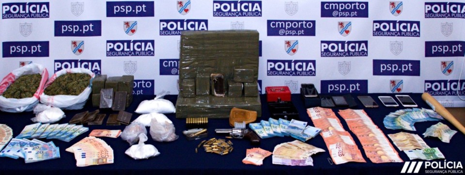 PSP do Porto apanhou 30 quilos de droga e quase meia centena de suspeitos
