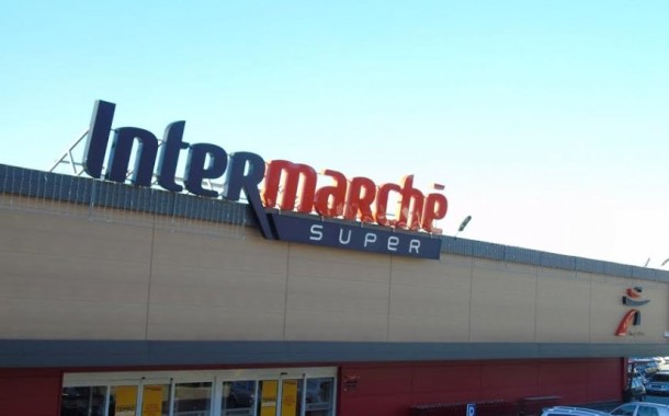 Polícia agredido Intermarché de Braga