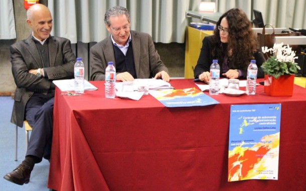 Agrupamento de Escolas de Prado promoveu conferência sobre os contratos de autonomia
