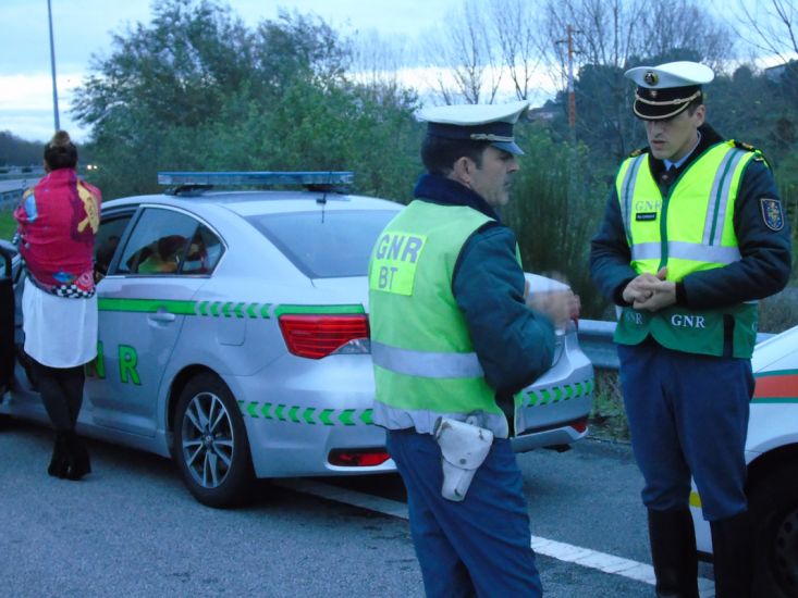 GNR deteve 37 pessoas nas últimas 12 horas, na sua maioria por condução com álcool