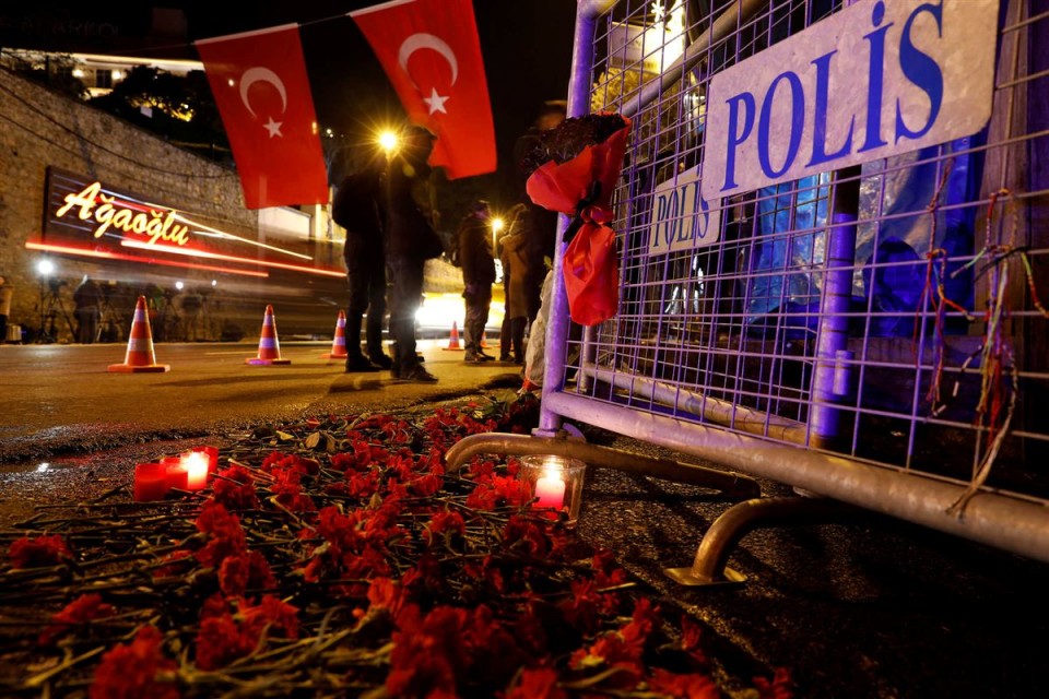 Ataque a discoteca em Istambul: Dois estrangeiros detidos