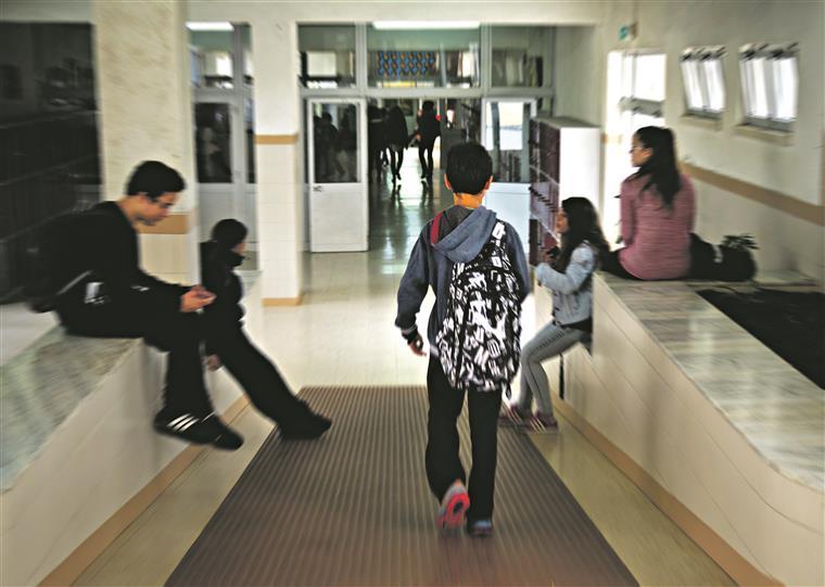Em Nova Iorque é possível casar aos 14 anos; Defensores das crianças querem mudar lei