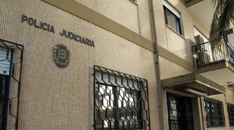 PJ de Braga detém carpinteiro por posse de arma de fogo proibida após 'pancadaria' entre vizinhos