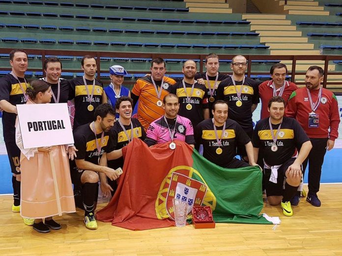 Padres portugueses tricampeões europeus de futsal