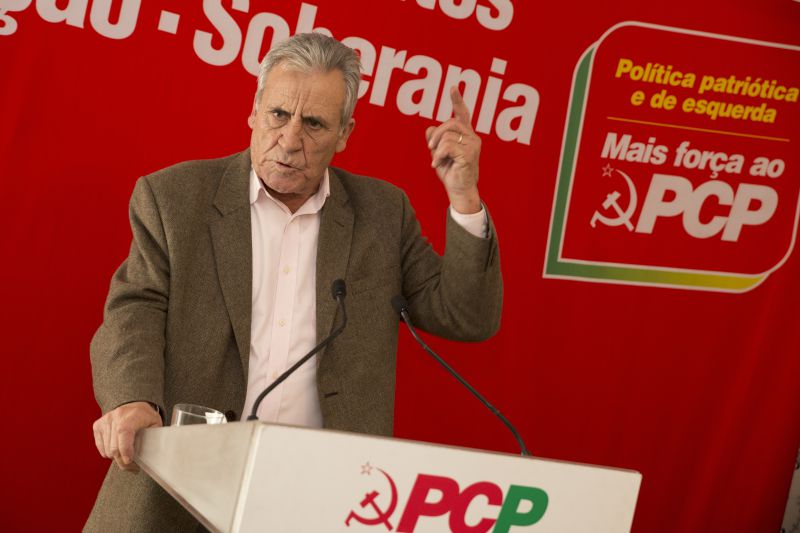 Jerónimo de Sousa contra “entrega” do Novo Banco a entidade estrangeira