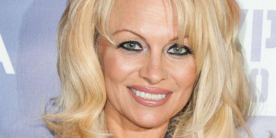 Pamela Anderson vai defender homens acusados injustamente de violação
