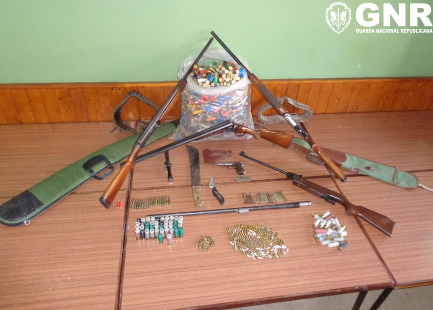 Idosa apanhada em Chaves pela GNR com 5 armas e 2 mil munições