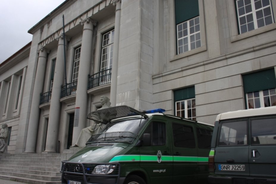 GNR apreende 1460 doses de haxixe em Joane e Famalicão