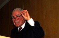 “Trump é um chico esperto”, afirma o filósofo José Gil em Braga