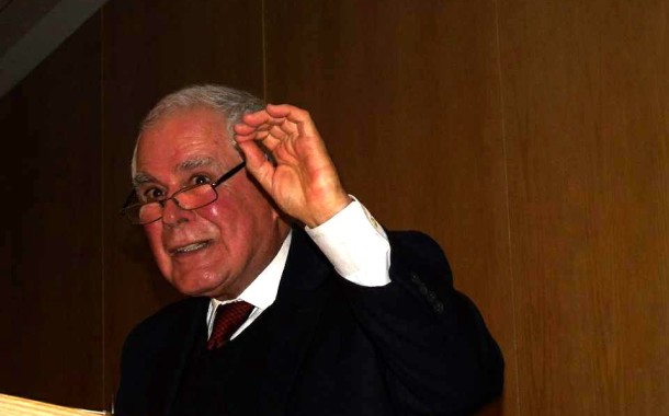 “Trump é um chico esperto”, afirma o filósofo José Gil em Braga