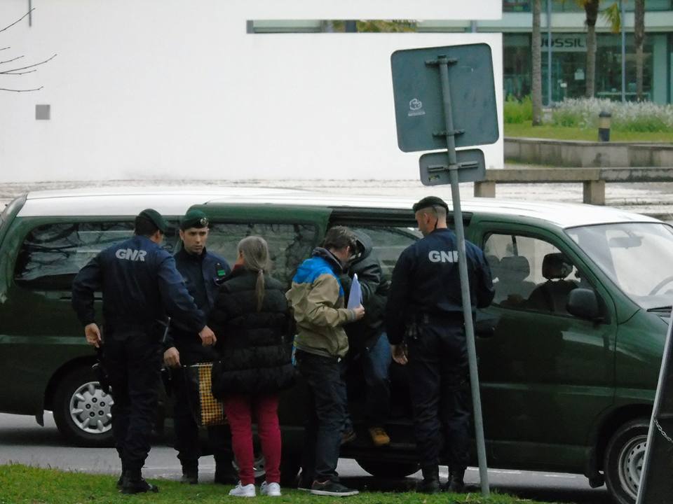 Detidos pela GNR por tráfico de droga de Braga para toda a região presentes à juíza