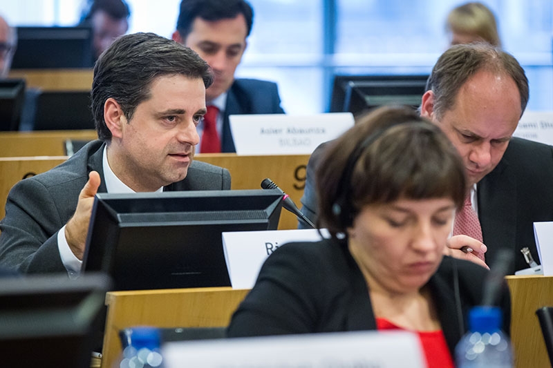 Ricardo Rio apresenta em Bruxelas estratégia de governança municipal