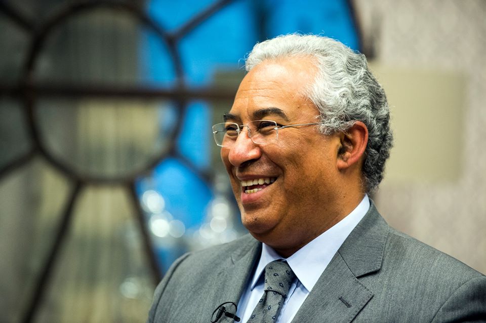 António Costa promete que 2018 é o ano do “descongelamento” das carreiras no Estado