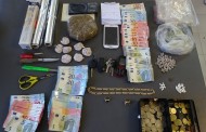 PSP de Braga detém 8 suspeitos de tráfico de droga em Santa Tecla e aprende três carros e cerca de 10 mil doses de heroína