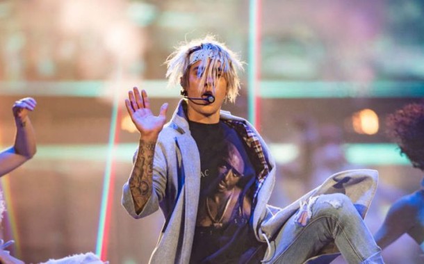 Justin Bieber deixou mansão destruída a ‘tresandar’ a cannabis