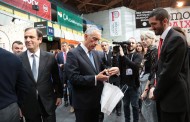 Marcelo visitou stand da ‘Somos+’ da Cruz Vermelha na SISAB