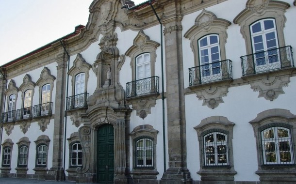 Câmara de Braga aprova dissolução da SGEB, com votos da maioria e abstenção da oposição
