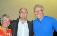 Casal francês vai de bicicleta às 28 capitais da EU; José Manuel Fernandes apadrinhou iniciativa