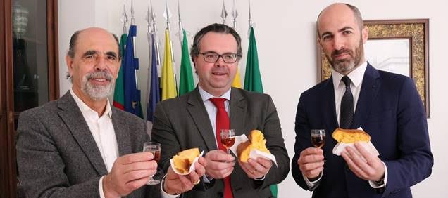 Associação Comercial de Braga ‘adoça’ Semana Santa com Pão-de-Ló Gigante este sábado no largo do Paço