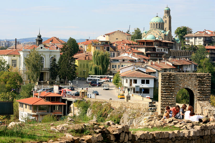 Braga e cidade búlgara de Veliko Tarnovo estabelecem parcerias em vários sectores