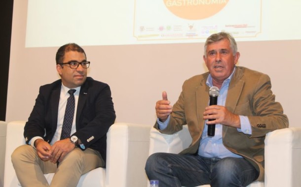 AMARES: Câmara quer fazer levantamento dos produtores de laranja