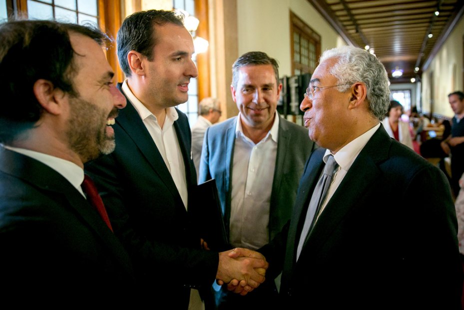 AUTÁRQUICAS (V. VERDE): Morais (PS) reuniu com António Costa com proposta de variante à EN 201 e ER 205 em agenda