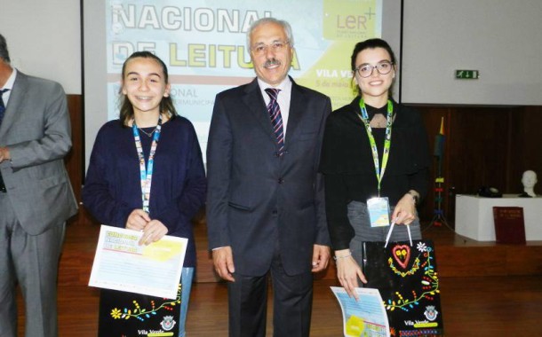 Luísa Ínsua, da EB 2/3 André Soares (Braga), vence fase regional do Concurso Nacional de Leitura